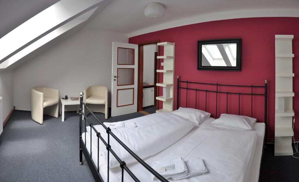 Pension Pod Vezi Kolin Room photo