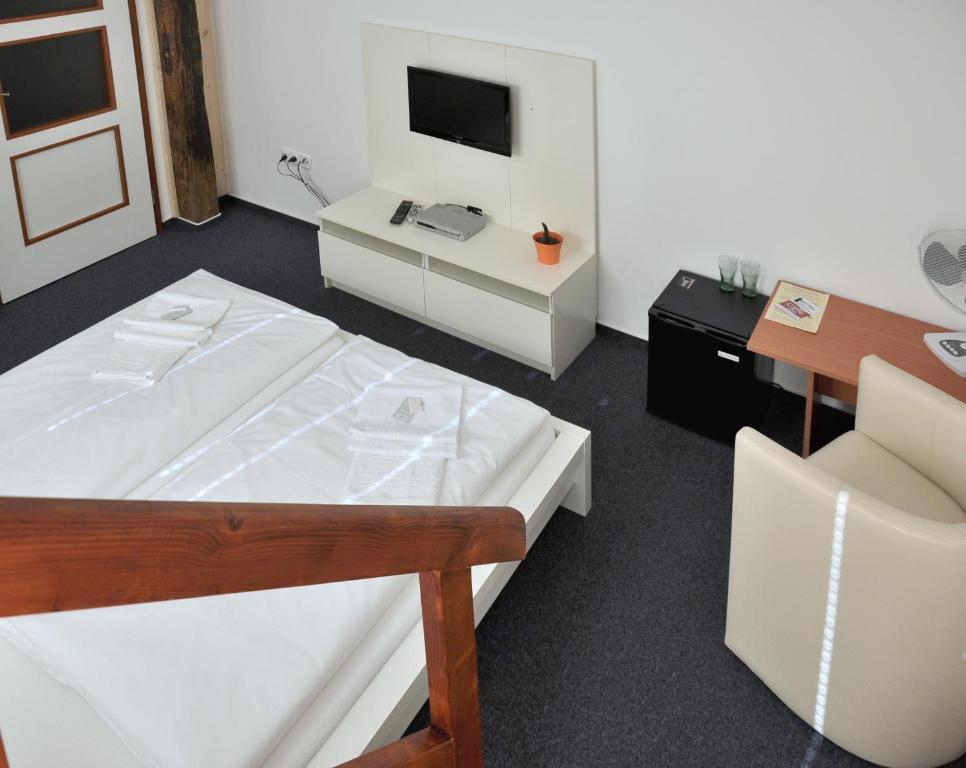 Pension Pod Vezi Kolin Room photo