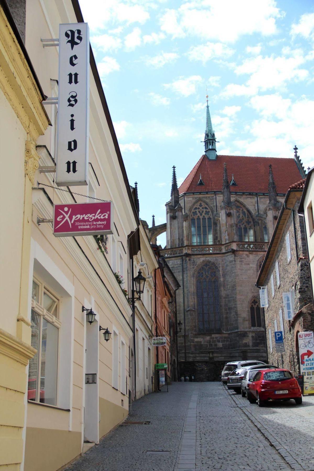 Pension Pod Vezi Kolin Exterior photo